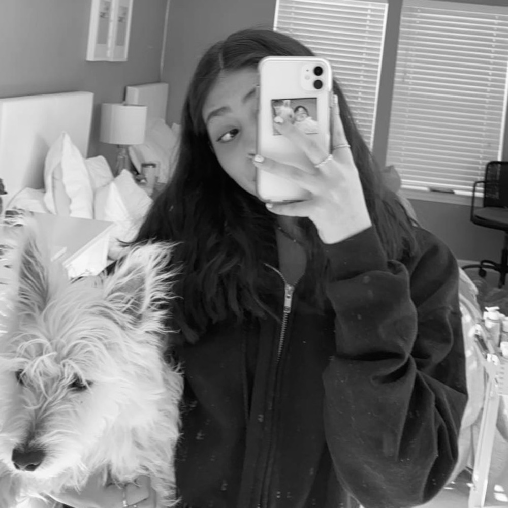 Meet your Posher, Andrea